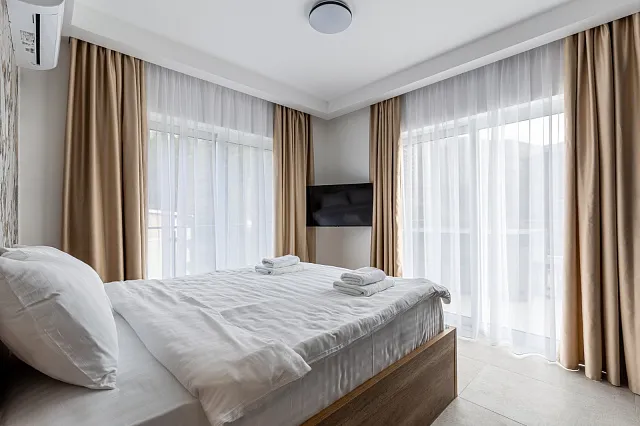 For sale: a spacious and luxuriously furnished three-bedroom apartment in the Sunny Side complex. — photo 20